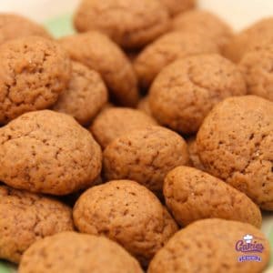 Tasty Pumpkin Spice Nuts | An easy (pumpkin) Spice Nuts cookie recipe. Recipe for Dutch Kruidnootjes. These spice cookies are delicious and easy to make with your kids. | http://www.cakieshq.com